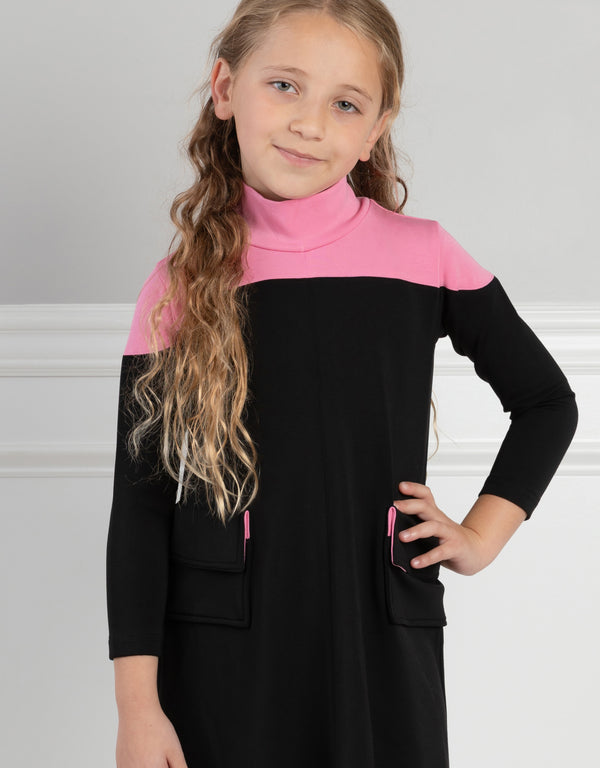 Girls Colorblock Maxi Shabbos Robe with Turtleneck and Cargo Pockets Black Pink