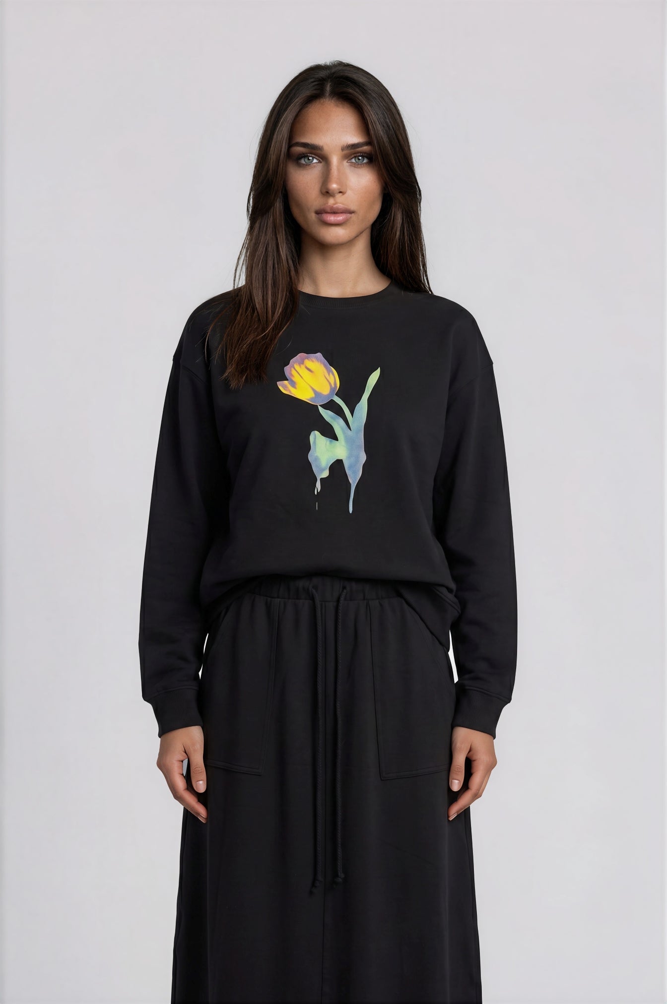 Black Sapphire Bloom Sweatshirt