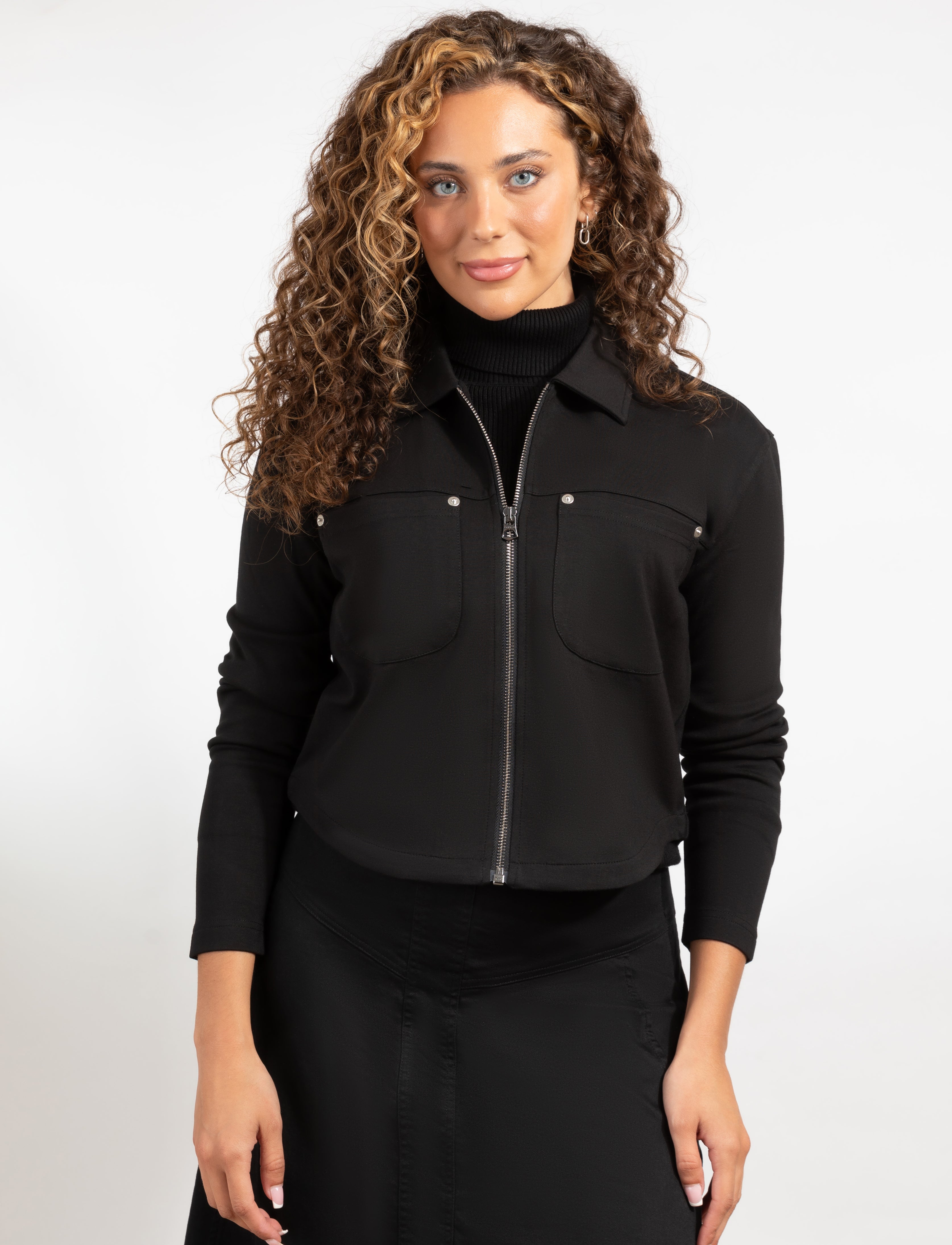 Cropped Zip-Front Long Sleeve Shirt Jacket With Chest Pockets Black