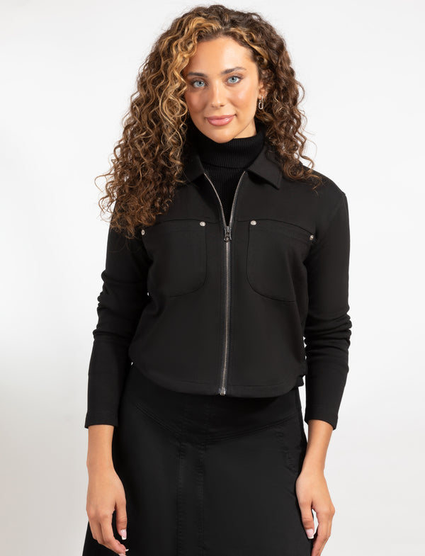Zip-Front Black Long Sleeve Shirt Jacket With Chest Pockets And A Cropped Fit