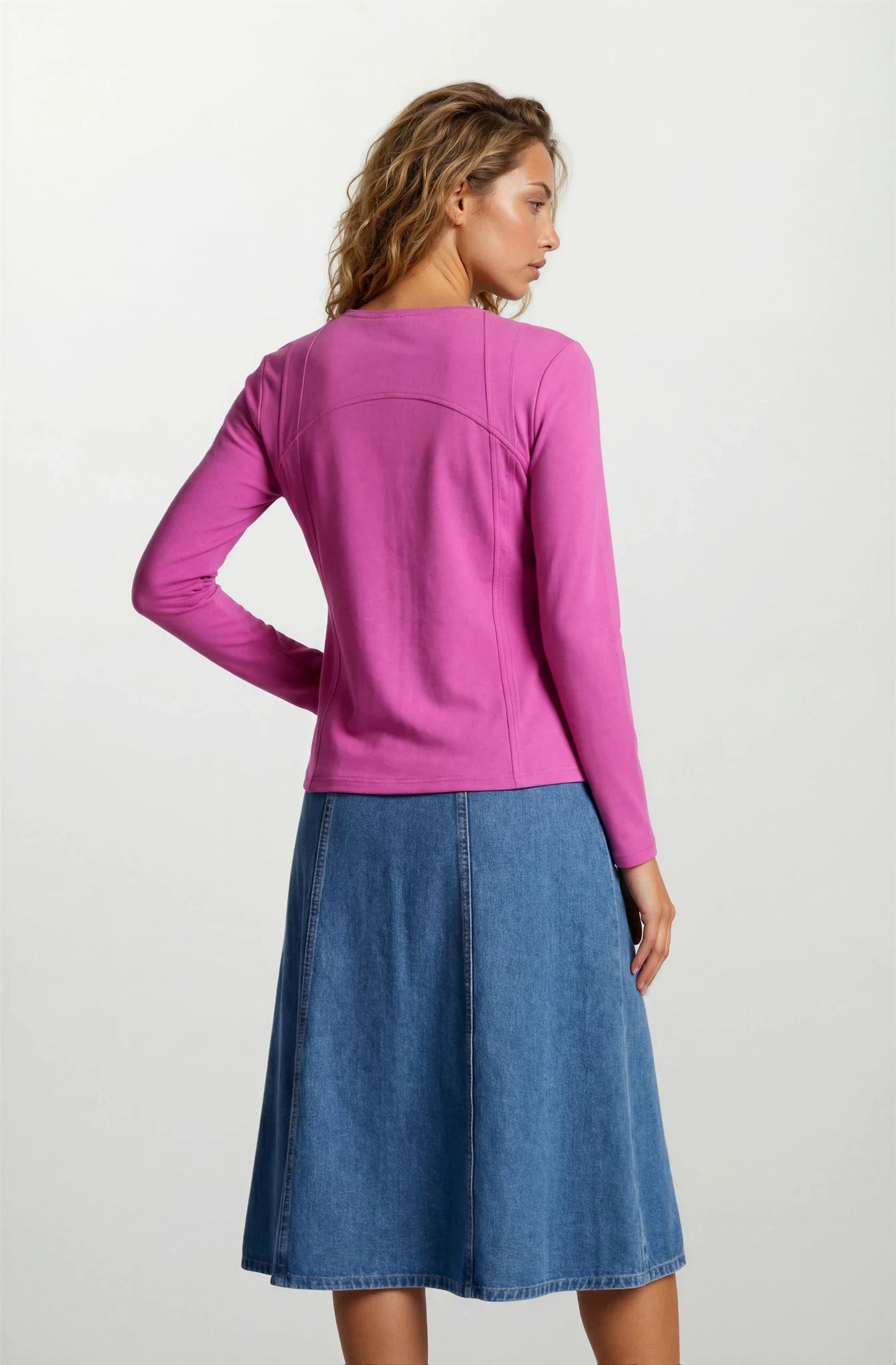 Casual Top With a Button-Front Design Pink