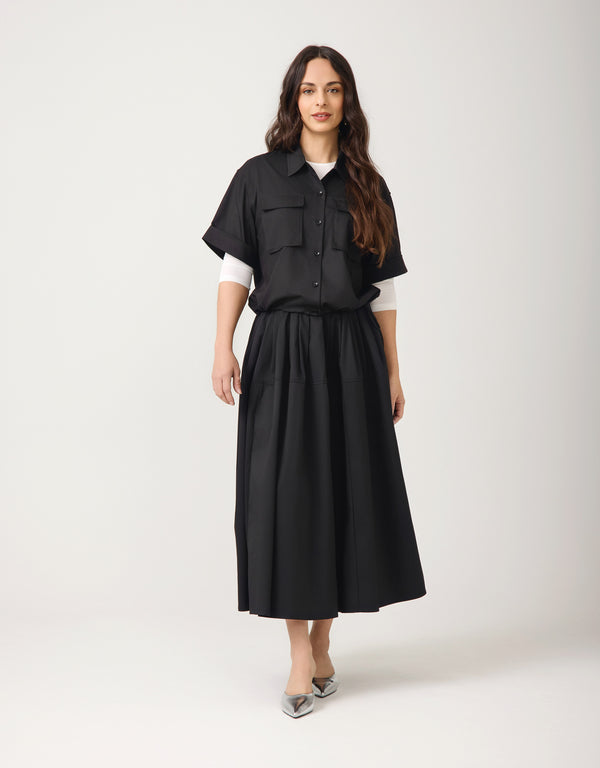 Bungee Button Top with Pockets Black