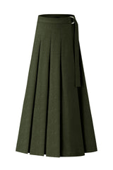 37" Green D-Ring Pleated Maxi Skirt