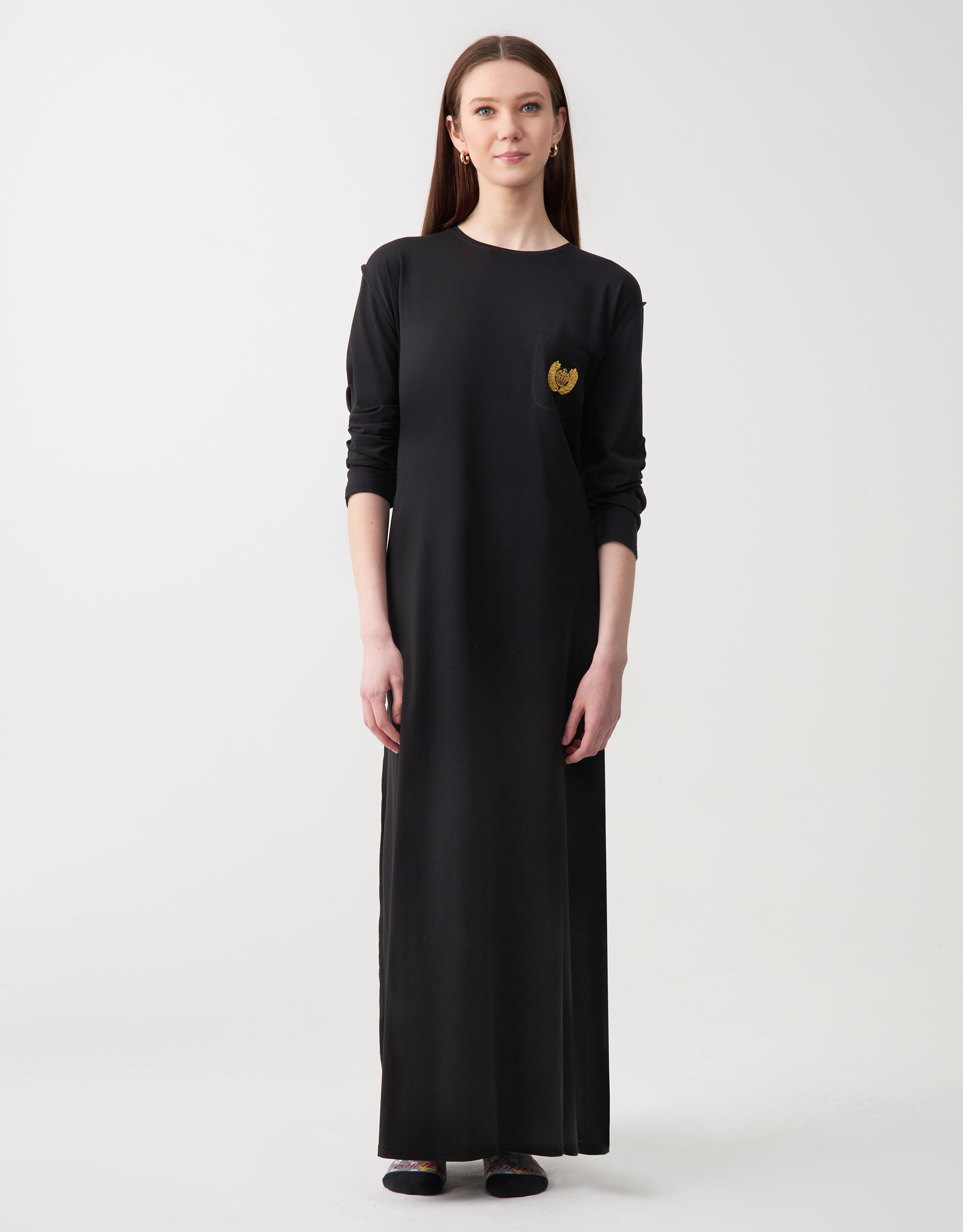 Exposed Seam Nightgown with Gold Crest Black