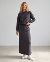 Dark crewneck sweatshirt with chest monogram, long sleeves and ribbed cuffs