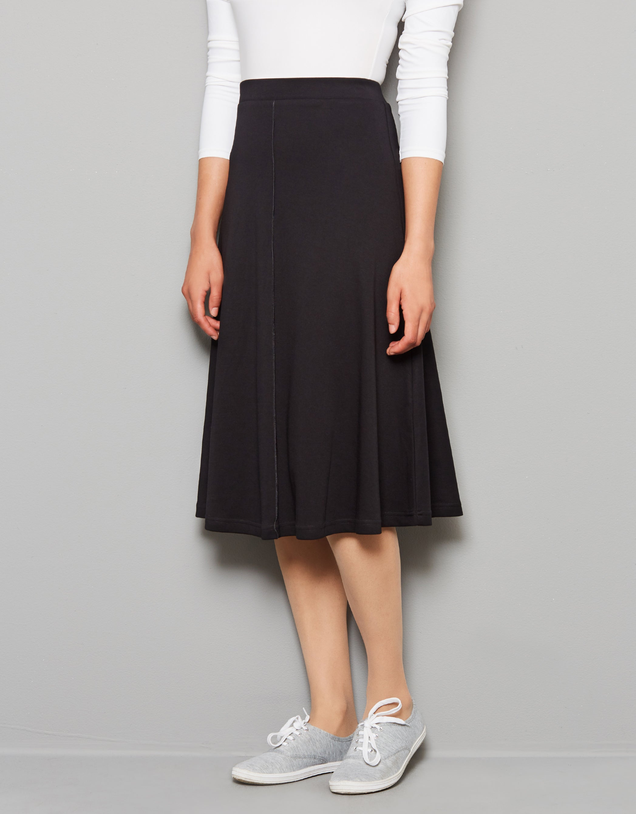 27"-29"-34"-37" Aline Seamed Lightweight Jersey Skirt with Covered Elastic Waistband Black